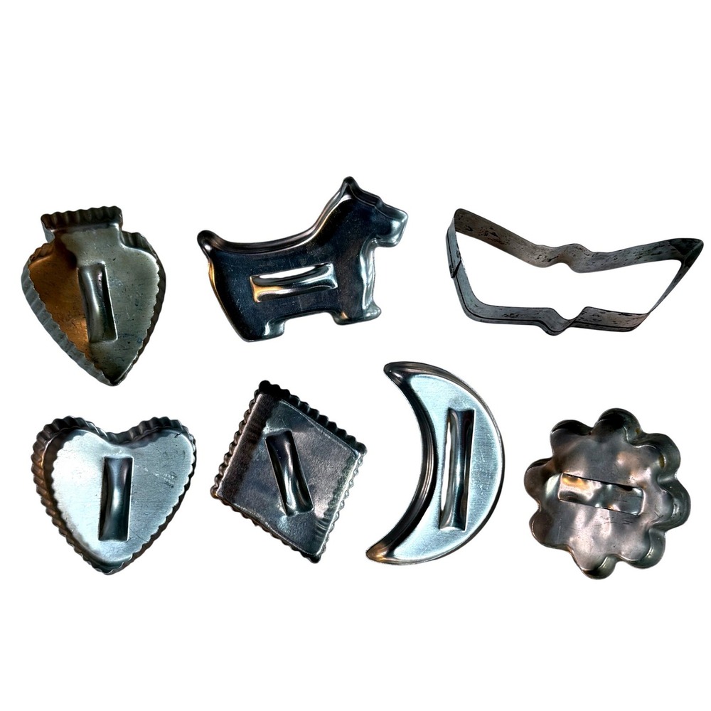 Vintage MCM Metal Cookie Cutter Lot Scottie Dog Heart Moon Bird Retro Kitchen